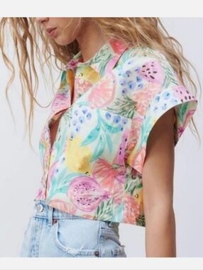 Zara Cropped Tropical Fruit Print Button-up